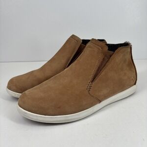OluKai Women's Tan Suede Slip-On Winter Boots
